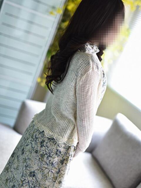奏美(かなみ) 人妻出逢い会 百合の園 山の手本店（人妻系デリヘル）
