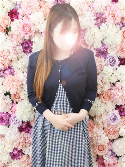 鈴音れおん 松戸人妻花壇（人妻デリヘル）
