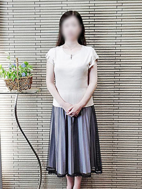 れむ 熟女家 十三店（待ち合わせ型デリヘル）