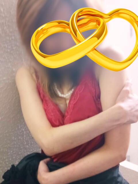 上野 れお 仮面ごとに咲く花(デリヘル)