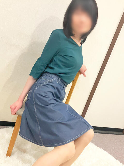 ゆの 性腺熟女100%鶯谷(デリヘル市場)(デリヘル)