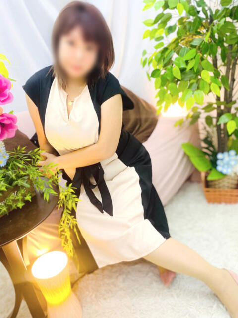 ゆな 完熟ばなな千葉店（人妻・熟女デリヘル）