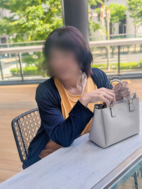 ひとみ 完熟ばなな梅田（デリヘル）