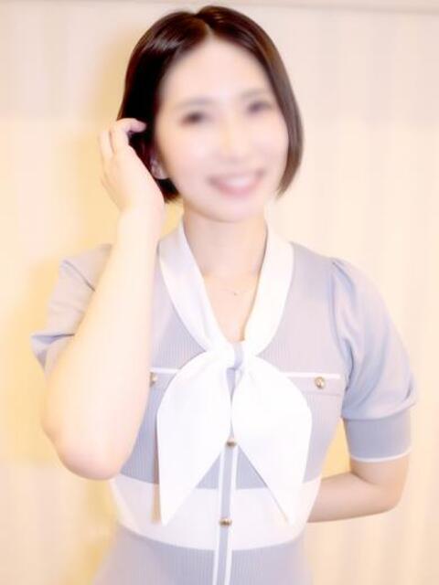 えりか 人妻、密感女子専門店　五反田エース（人妻デリヘル）