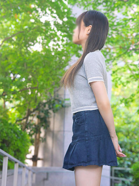 青葉りこ 渋谷ミルク(派遣型オナクラ(手コキ))