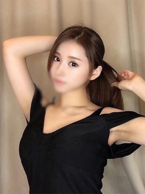 西田まな ウルトラロイヤル（デリヘル）