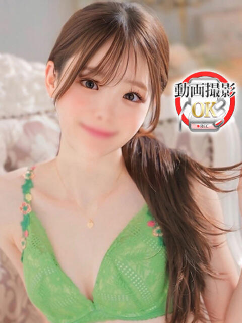 朝比奈エマ ウルトラロイヤル（デリヘル）
