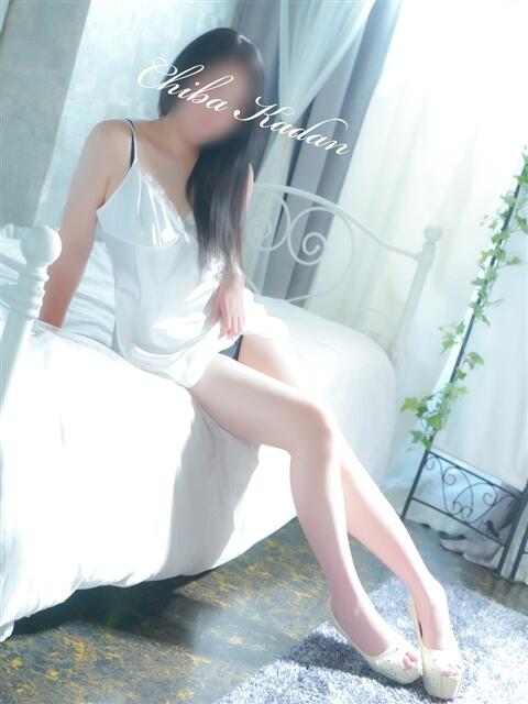 れみ 千葉人妻花壇（人妻デリヘル）