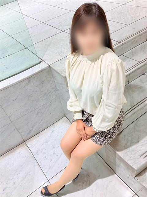舟崎 美紀 昼妻夜 滋賀店(駅待ち合わせ人妻デリヘル)