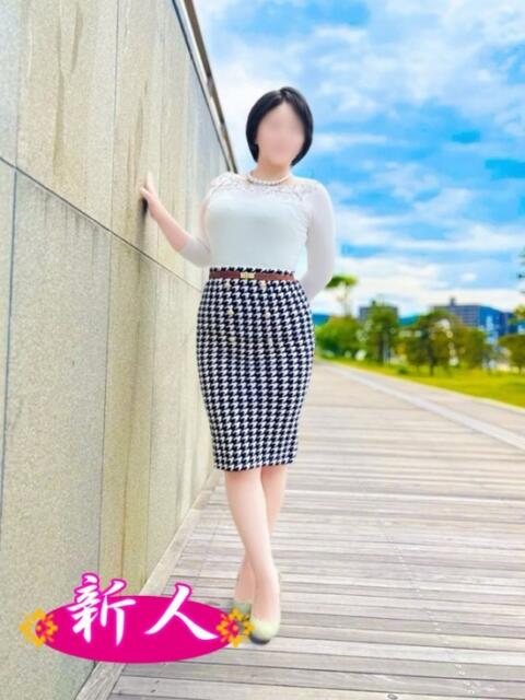 吉永 まゆり こあくまな熟女たち 高松店（KOAKUMAグループ）（人妻・熟女デリヘル）