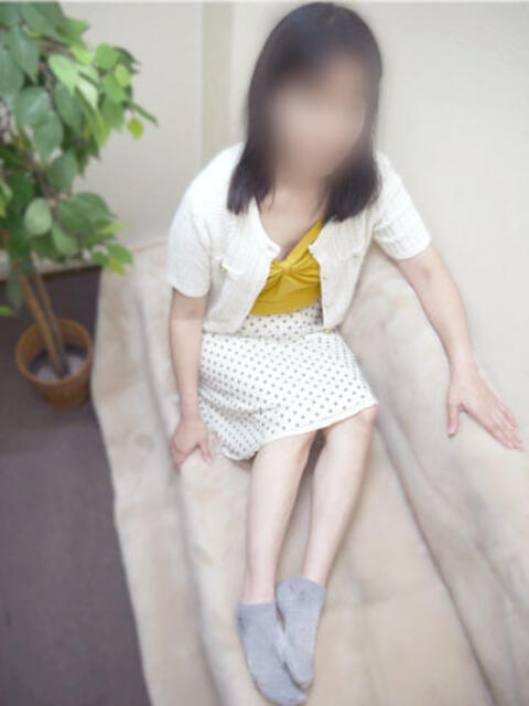 ひろみ かわいい熟女＆おいしい人妻 町田店（人妻系デリヘル）