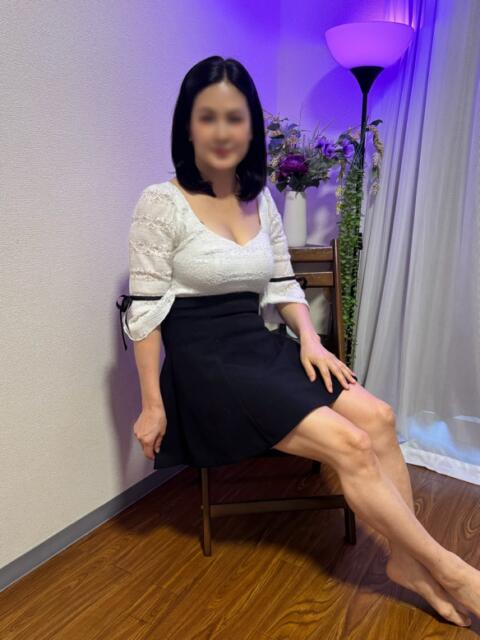 イブ しゅうかつ倶楽部（人妻・熟女デリヘル）