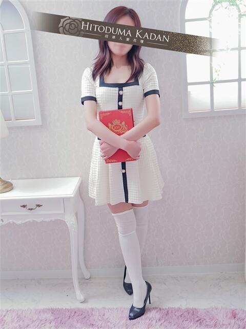 りえ 沼津人妻花壇(待ち合わせ型人妻デリへル)