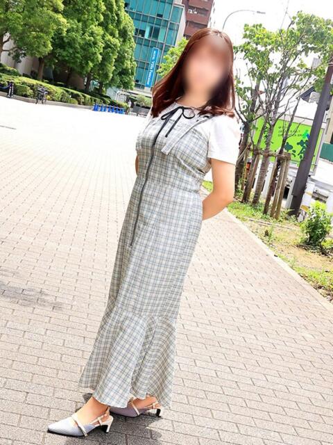 爽 東京人妻フォーシーズンズ(人妻・熟女待ち合わせデリヘル)