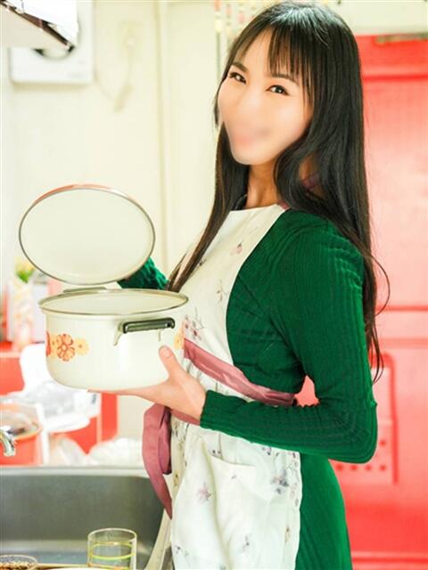 めい 沼津人妻花壇(待ち合わせ型人妻デリへル)