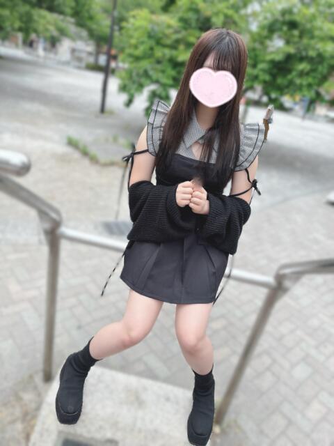 体験期間みう『ガチ18歳萌え声☆経験浅め童顔フェイス美少女』 錦糸町派遣型JKリフレガチあい（派遣リフレ）