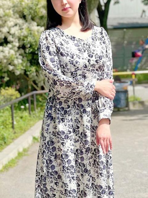 鳥谷たかね 月の真珠-新宿-(デリヘル(人妻若妻専門店))