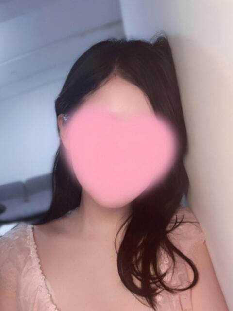 白峰 まな RESEXY～リゼクシー～（【非風俗】メンズエステ）