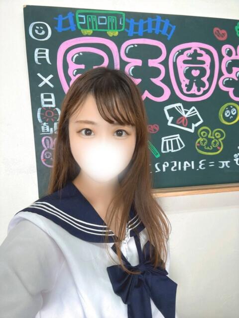 ゆい(ロリ萌え系美少女) 学園天国（ファッションヘルス）