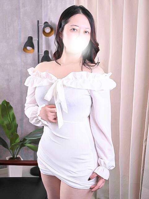 芹沢らら 恋する妻たち(人妻系ホテヘル&デリヘル)