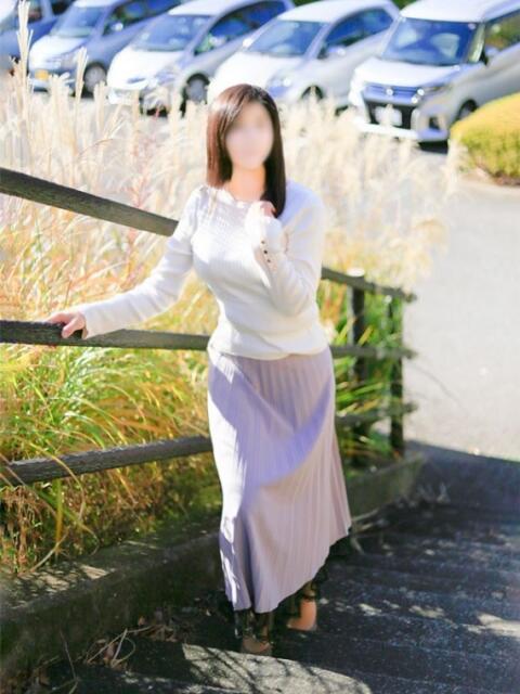 広瀬 菜奈 こあくまな熟女たち伊勢崎店（KOAKUMAグループ）（人妻・熟女デリヘル）