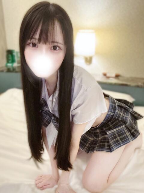 みおり クラブ バレンタイン大阪（素人美女専門デリヘル）