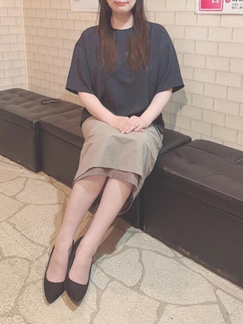 ひいろ奥様 人妻倶楽部　日本橋店（熟女ホテヘル）