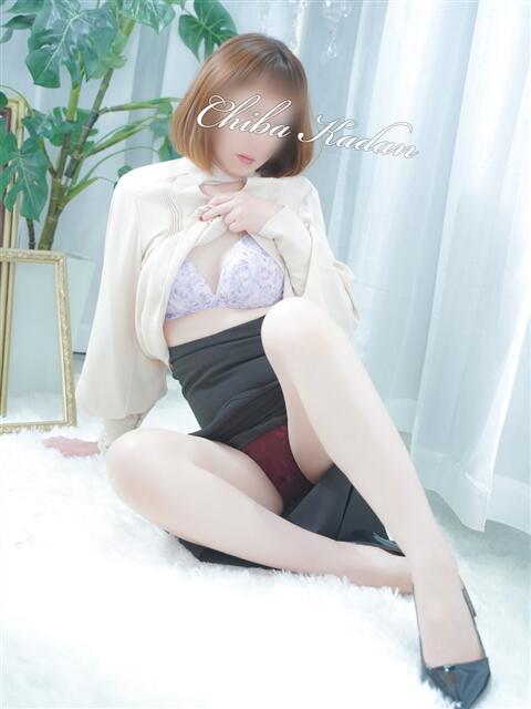 たまみ 千葉人妻花壇（人妻デリヘル）