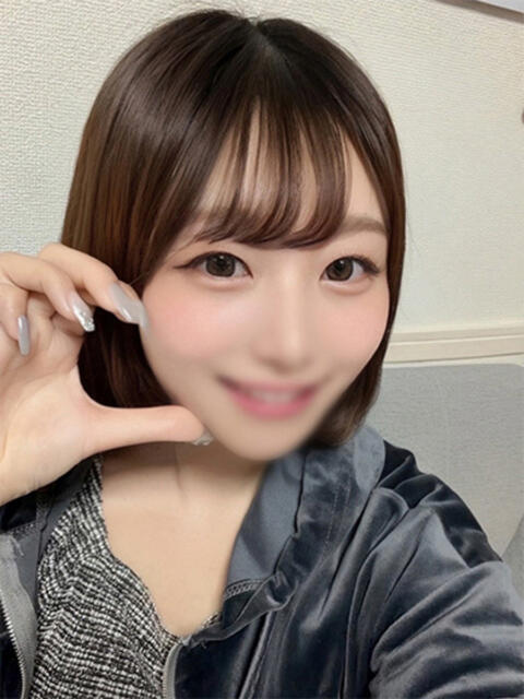 八奈見あんな ウルトラロイヤル（デリヘル）