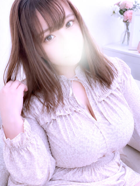 かなえ ぷよラブパラダイス（巨乳・痴女専門デリヘル）