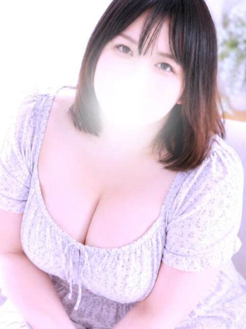 こはく ぷよラブパラダイス(巨乳・痴女専門デリヘル)