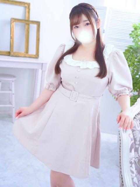 ななみ 白いぽっちゃりさん（ぽっちゃり専門ホテヘル）