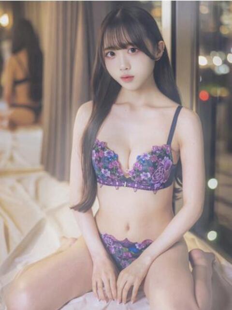 本田まお ウルトラロイヤル(デリヘル)