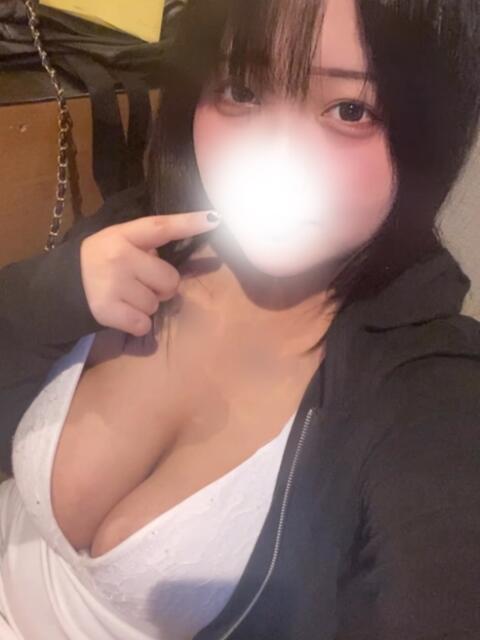 りお MiliM（セクキャバ）