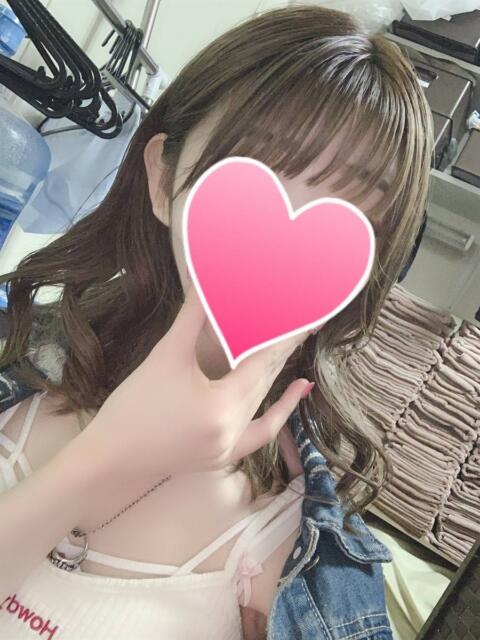 えみり ママ友倶楽部（人妻系デリヘル）