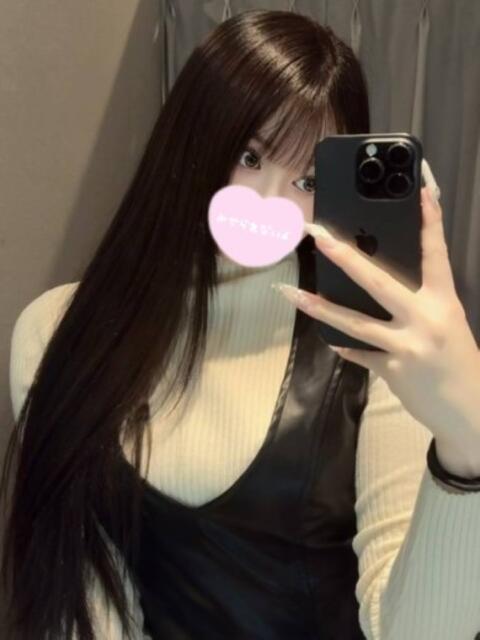 もえな☆現役女子大生で史上最高峰 PREMIUM萌え可愛いチョコレート～全てのステージで感動の体験を～（デリヘル）