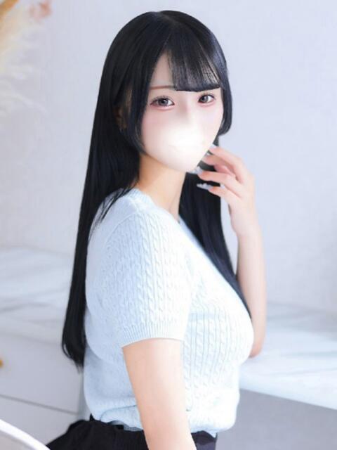 ひなこ★完未18歳FカップJD Chloe五反田本店　S級素人清楚系デリヘル（デリヘル）