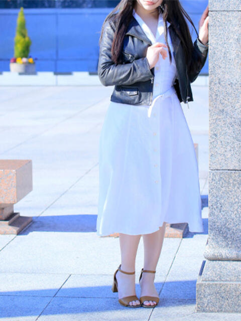 なるみ CELEB FACE FUKUOKA(人妻デリヘル)