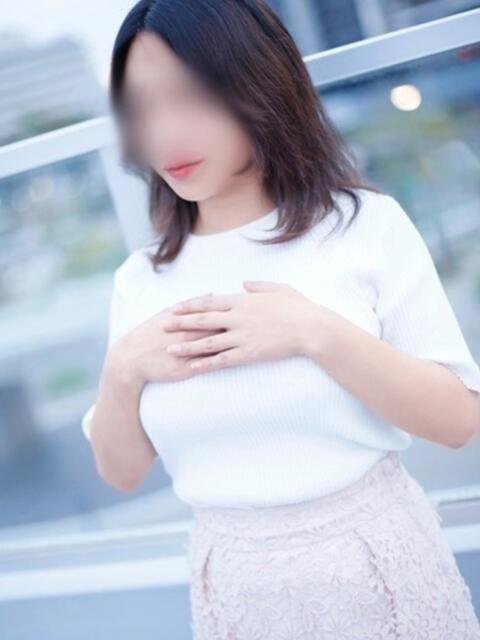 しずか CELEB FACE FUKUOKA（人妻デリヘル）