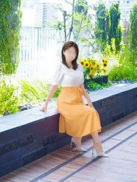 篠原 藍依 こあくまな熟女たち 本厚木店(KOAKUMAグループ)（人妻・熟女デリヘル）