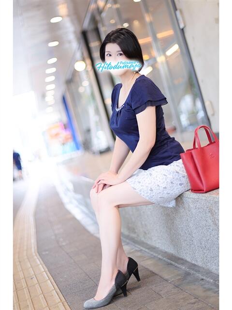 ゆり 藤沢人妻城（人妻路上待ち合わせデリヘル）