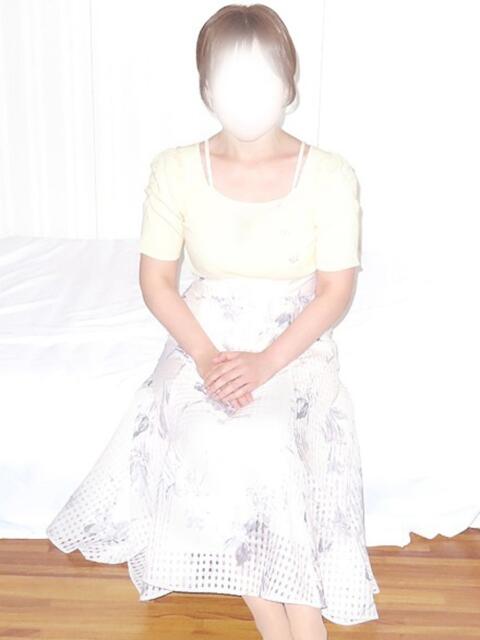まな 人妻紹介センター（人妻ホテヘル＆デリヘル）