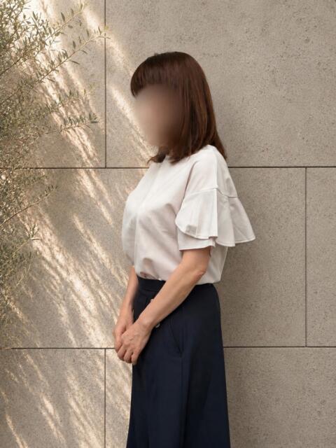 藤原　静香 五十路セレブ（熟女デリヘル）