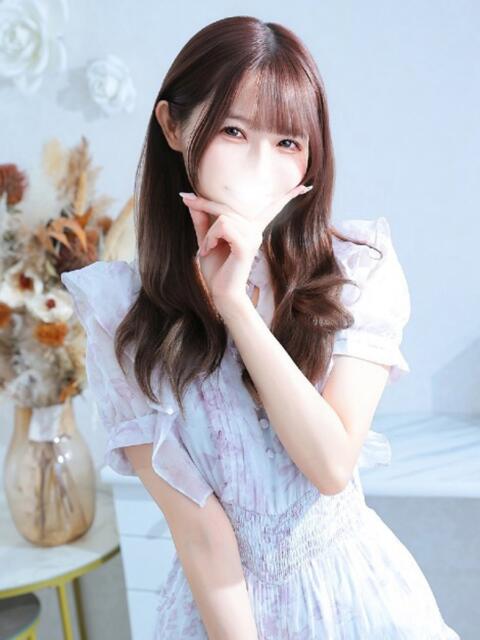 こはく★完未・神乳Gカップ★ Chloe錦糸町店 S級素人清楚系デリヘル（デリヘル）