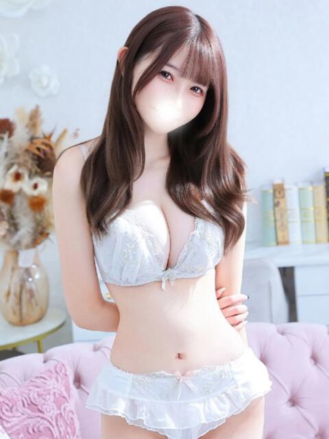 こはく★完未・神乳Gカップ★ Chloe錦糸町店 S級素人清楚系デリヘル（デリヘル）