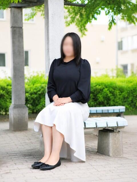 仲間 優菜 こあくまな熟女たち 静岡店（KOAKUMAグループ）（人妻・熟女デリヘル）