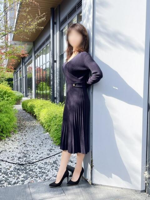 岡村 ひとみ こあくまな熟女たち 京都店(KOAKUMAグループ)（人妻・熟女デリヘル）