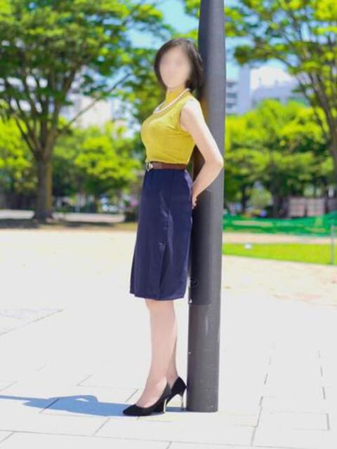 相田久美 こあくまな熟女たち 本厚木店(KOAKUMAグループ)（人妻・熟女デリヘル）