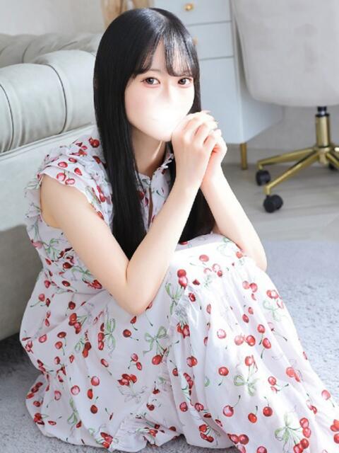 しずく★透明感溢れる艶髪美女★ Bell～S級美女お姉様・人妻デリヘル～（デリヘル）