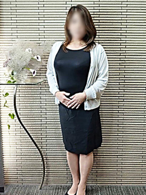 かがみ 熟女家 十三店(待ち合わせ型デリヘル)
